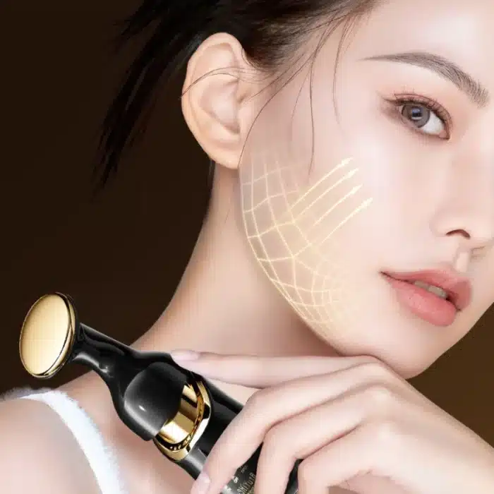 Massage liftant du visage 21